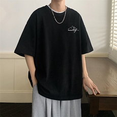 黑色