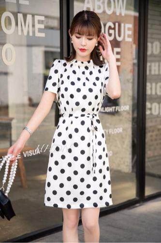 【现货】夏季新款女装修身显瘦短袖连衣裙，女装连衣裙，红火丹妮