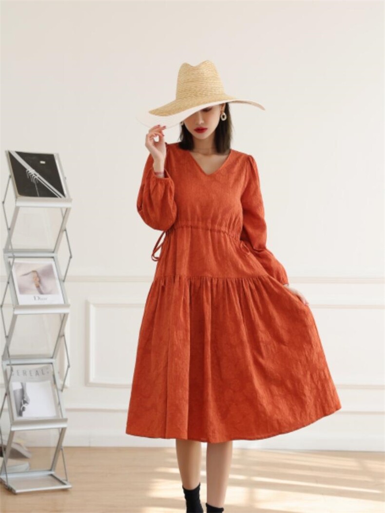 春季复古Ｖ领抽绳连衣裙，女装连衣裙，卓儿衣人