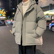 灰绿色