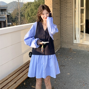 【现货】蓝色条纹马甲假两件连衣裙B208-9008-P145K188,淡绿色风衣怎么搭配女图片