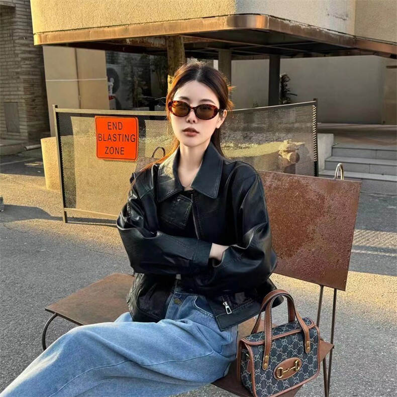 港式复古翻领时尚皮衣女短款2025春新款立领机车服韩系小个子上衣图片
