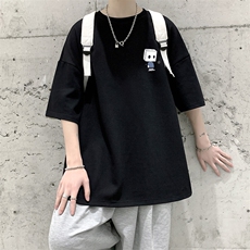 黑色