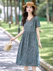 复古印花连衣裙女2025夏季新款V领气质宽松遮肚显瘦休闲碎花裙子，女装连衣裙，木橙西子