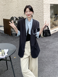 通勤拼接假两件短款西服上衣女春秋超火好看高级小众职业西装外套图片
