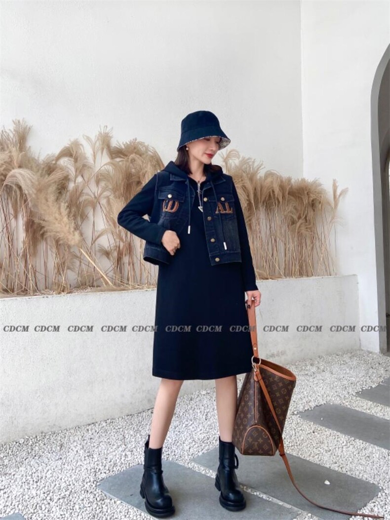 现货秋季连衣裙，女装连衣裙，尺度传魅