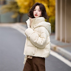 洋气超好看小个子短款羽绒服女2025冬季宽松连帽白鸭绒面包服外套，女装羽绒服，姿衣坊
