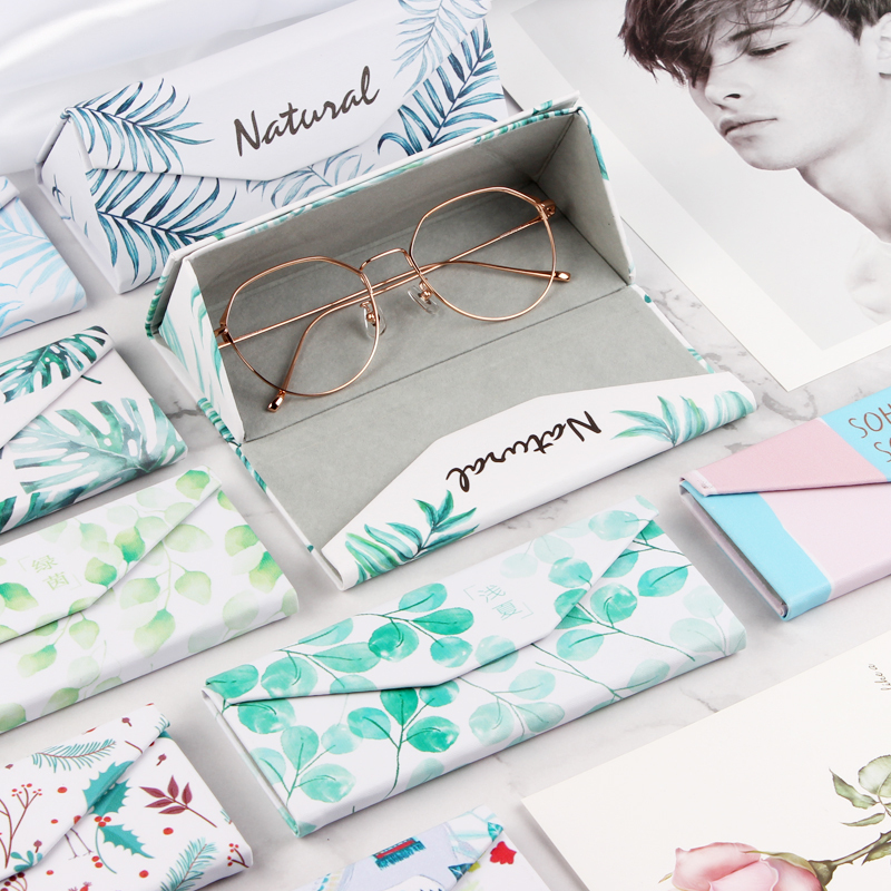 Folding Glasses Case for Men and Women, Portable, Fresh and Retro Style, Student Myopia Glasses Storage Box, Sunglasses Case