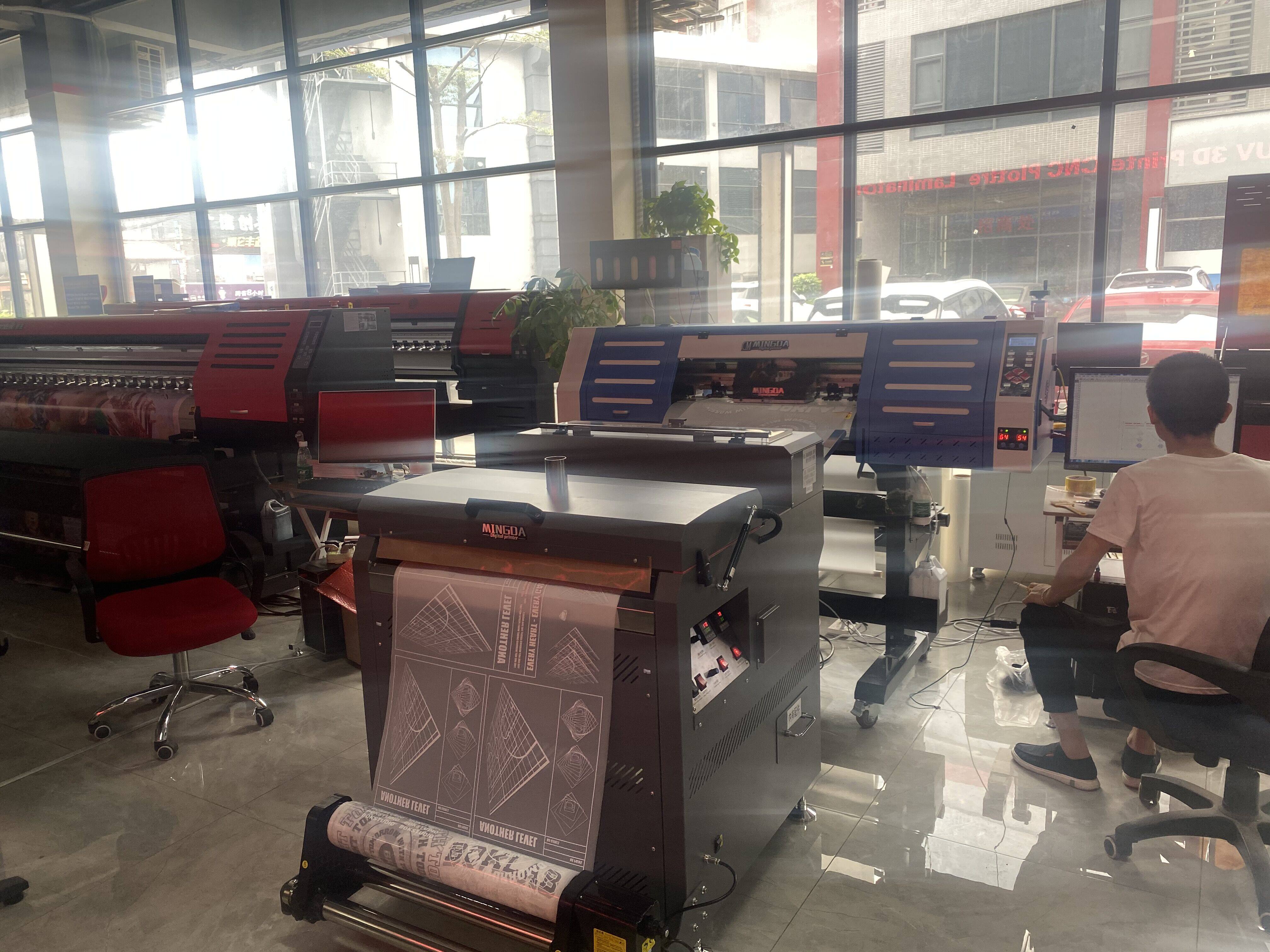 Фото машины pet打印机 白墨打印机 热转印打印机 pu打印机  柯式烫画打印机 Mingda