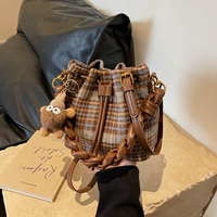 Коричневый кулон