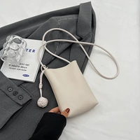 Белая сумка