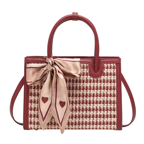 Красная вместительная и большая сумка через плечо для невесты, изысканный стиль