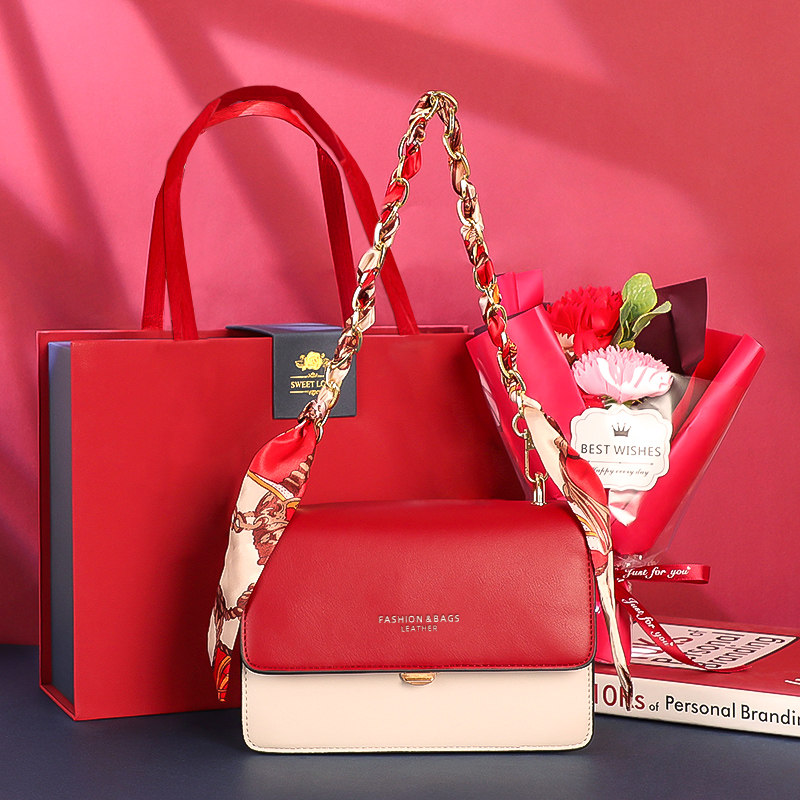 Teachers' Day gifts to send female teachers graduation Xie teachers and students day practical sending wife 30-40-year-old bag practical gift