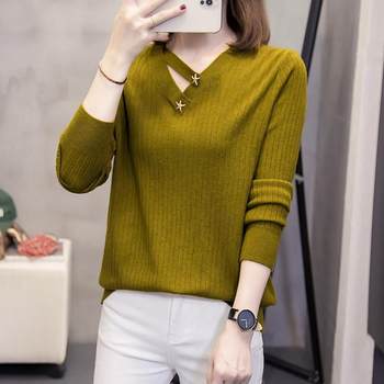 Plus size plus size v-neck sweater for ladies, new style of stylish knitted bottoming shirt with top and soft inner layer 1027k