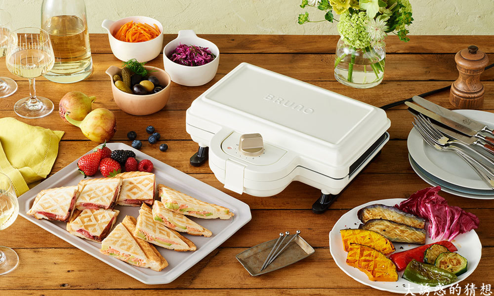 giá lò nướng bánh mì xoay 6 khay Nhật Bản chính hãng chính hãng bruno máy ăn sáng mới máy nướng bánh mì 110v cần máy biến áp máy kẹp bánh mỳ