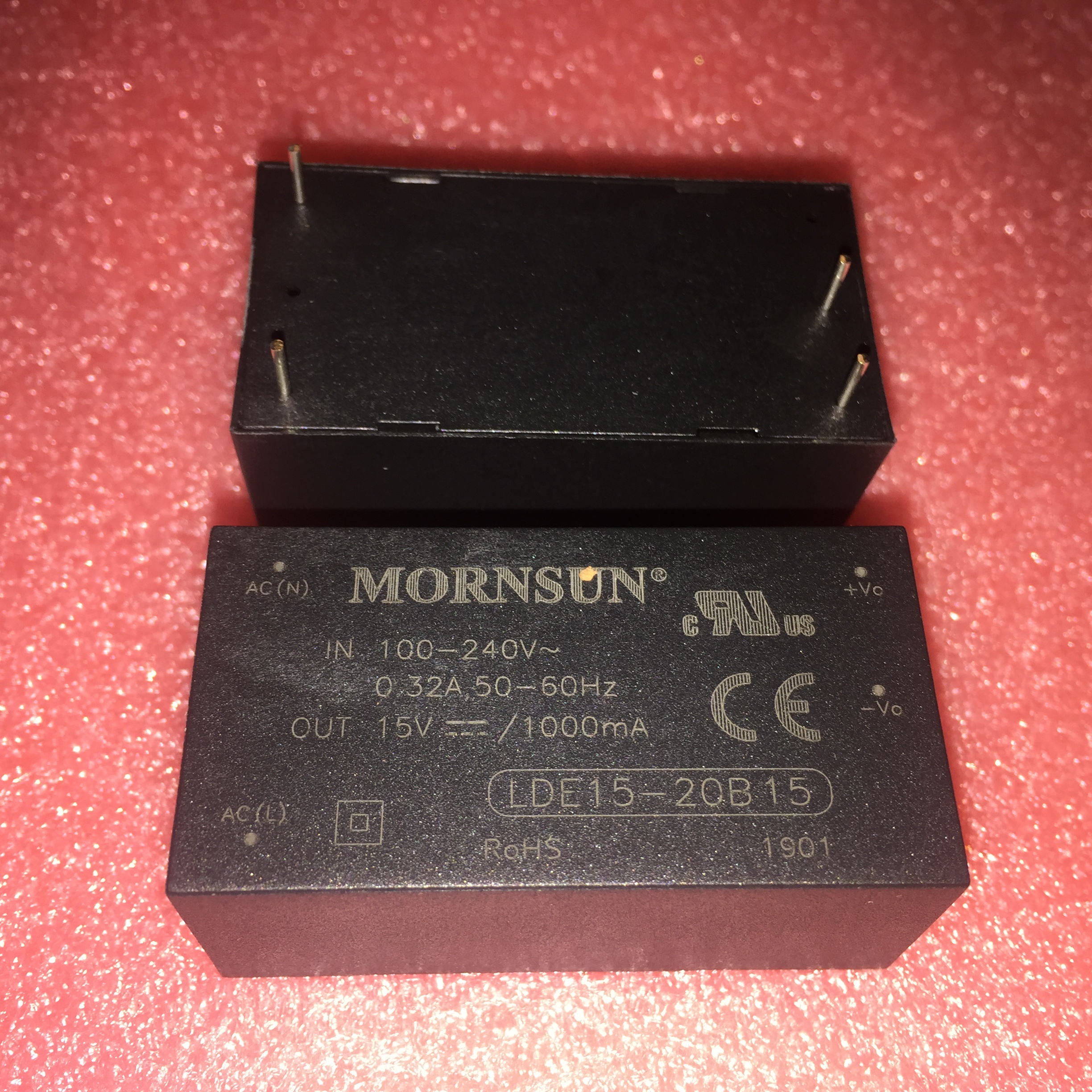 LDE15 LDE15 -20B15 Jin Shengyang AC-DC power module 220V to 15V 15V 15W Jin Shengyang Small volume original clothes