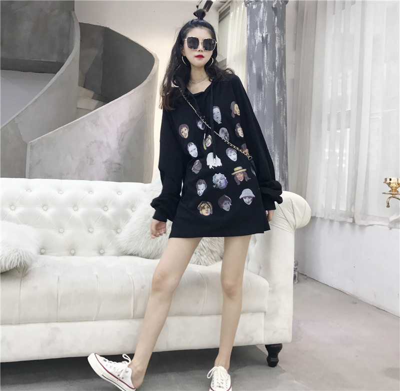 VK旗艦店 韓系個性連帽印花滿版長袖洋裝