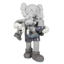 Holding dolls dolls trendy toys dolls designers hand-made model ornaments sz-sujiao-kaws