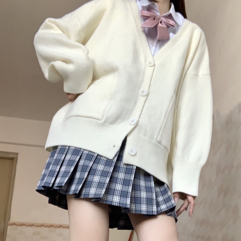 In-Stock Xiaoqi-Chan Jk Uniform Basic Solid Color Sweater Jacket for Women, Japanese School Style Versatile Knitted Cardigan, Thick