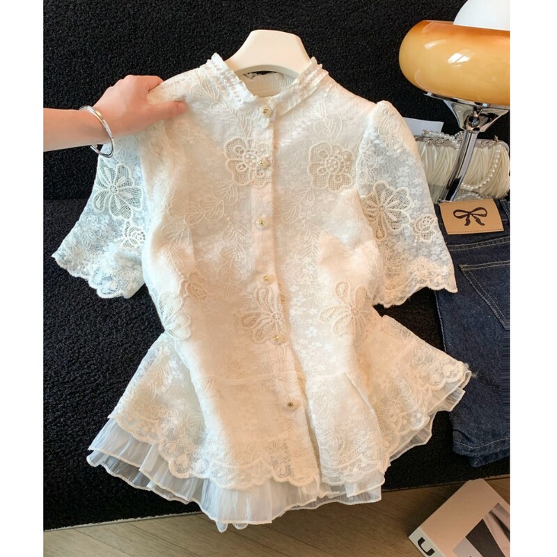 Recommended for Personal Collection~ Light Luxury and High-End Feel, Stand Collar Embroidered Lace Short-Sleeve Shirt for Women, Summer French Style Top
