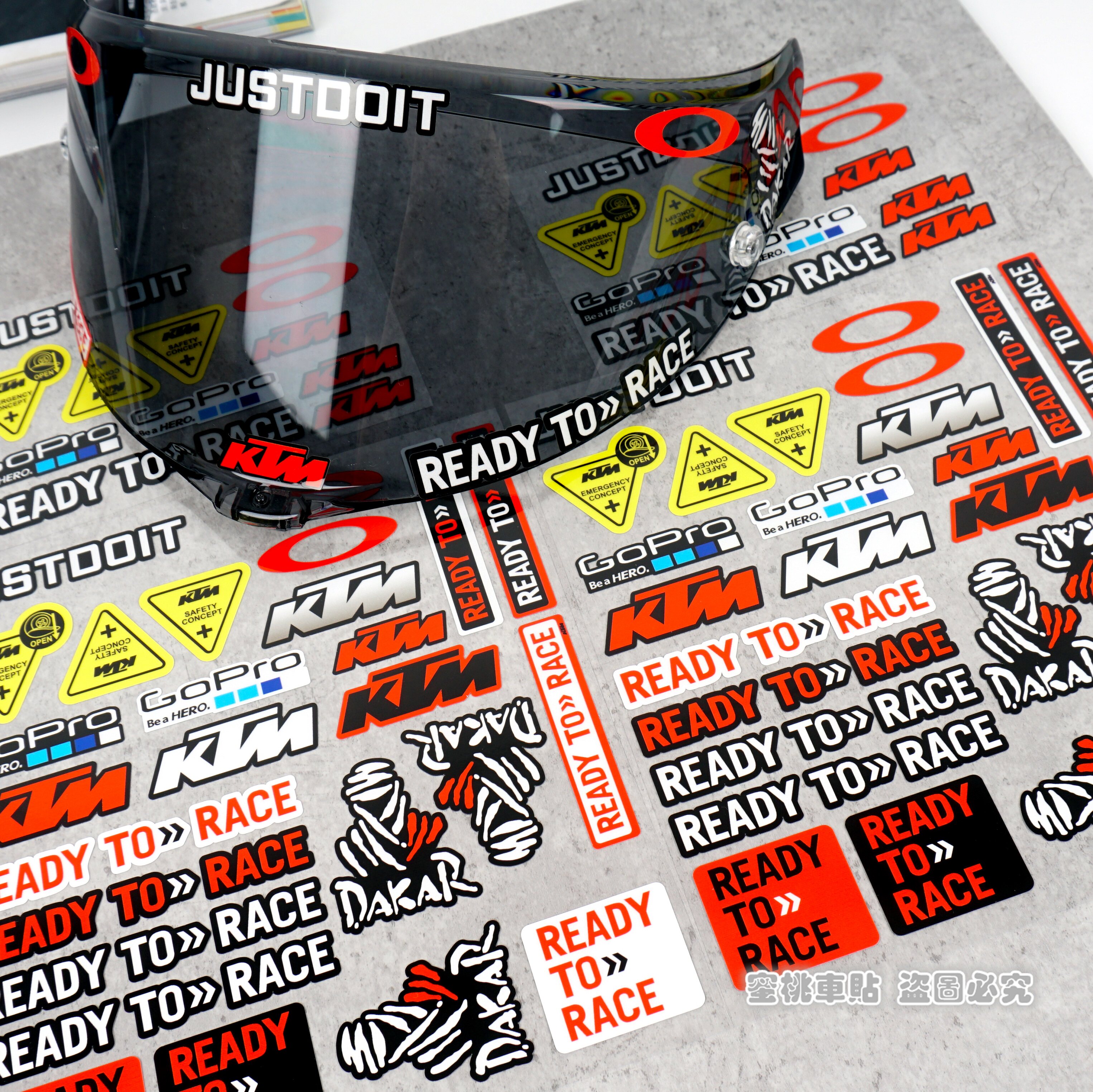 Наклейка на мотоцикл ktm duke390 rc390 790 890 1290 1090 改装镜片贴 头盔装饰贴纸 Respect