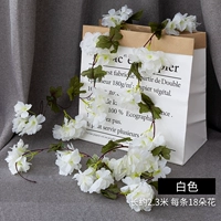 Кремовый, белый