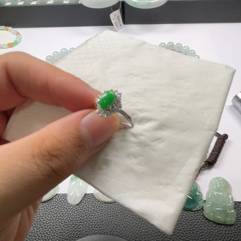 Emerald ring