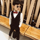 Childrens nhỏ phù hợp với phù hợp với cậu bé chiếc váy sàn catwalk chương trình phù hợp với chuồng Anh ba mảnh bộ bé trai màu đen phù hợp với mùa thu.