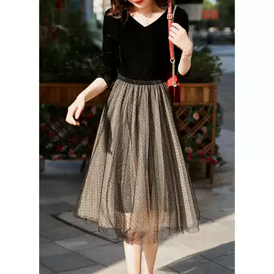 Boo Pala jumbo elegant little dress autumn and winter New slim velvet wave dot black mesh stitching dress