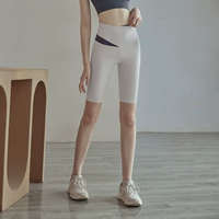 Элегантные серые штаны