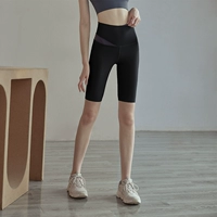 Черные штаны