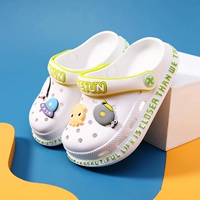 Белый космический корабль