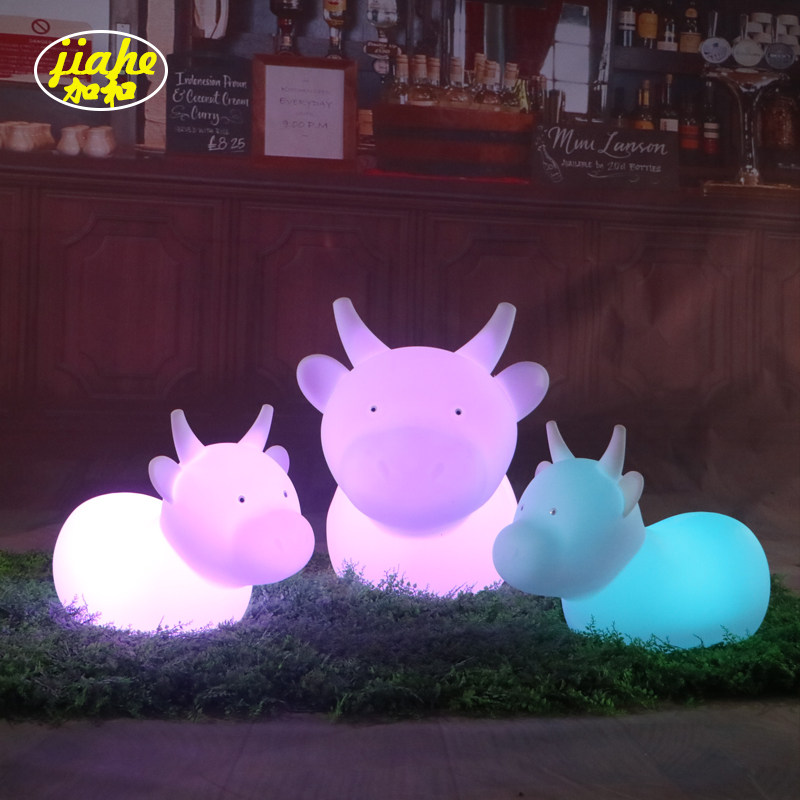 Led seven color luminous bull light festival styling light outdoor landscape decorative lamp luminous emulation Animal court lamp