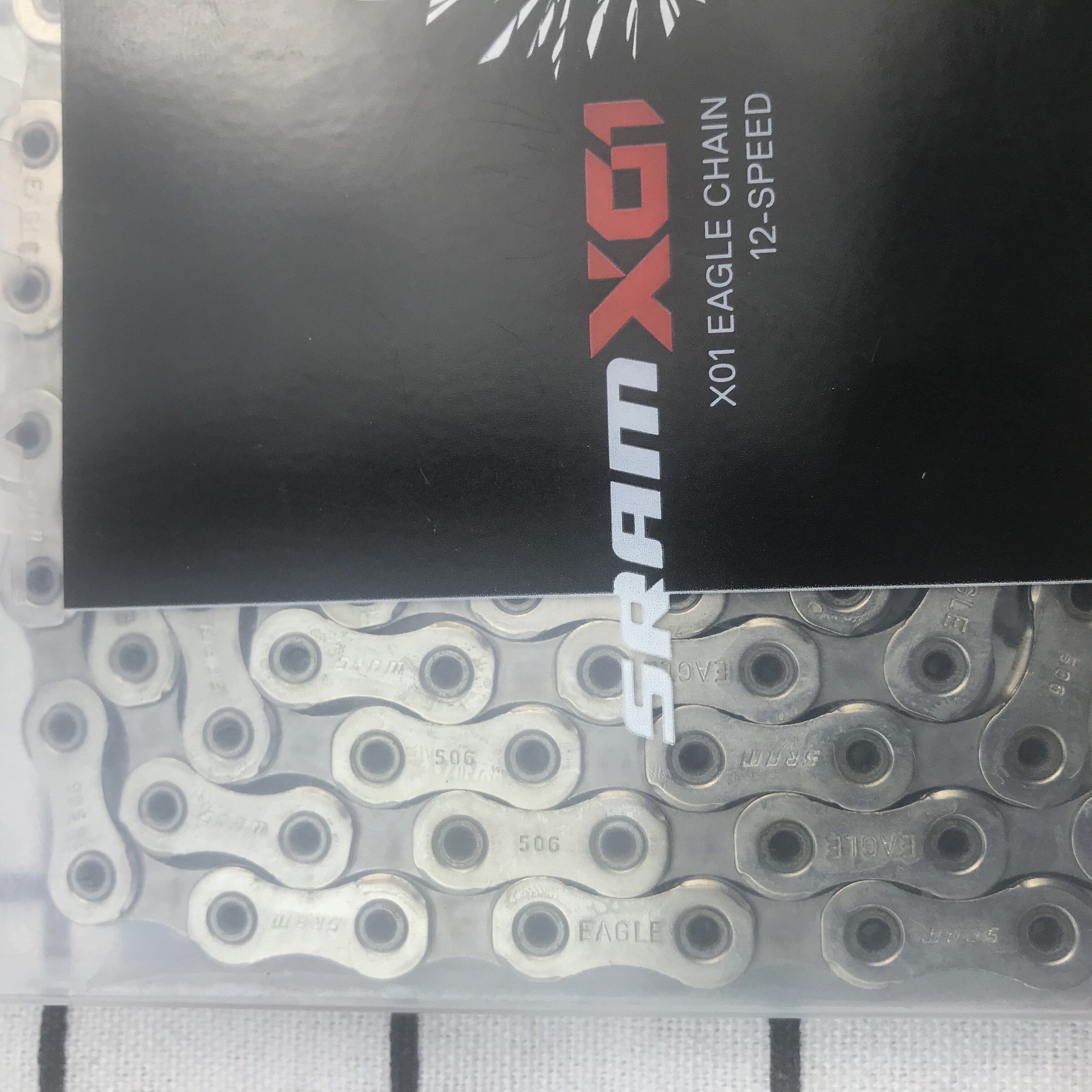 Box of shipments SRAM XO1 X01 Eagle 12 speed chain Portugal import chain