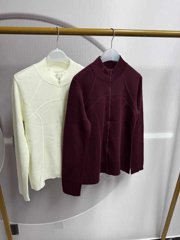 802 High-Quality Hand-Stitched Alpine Worsted Ring Velvet Double-Layer Cardigan 802 High-Quality Hand-Stitched Alpine Worsted Ring Velvet Double-Layer Cardigan