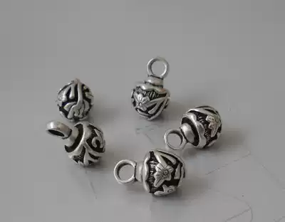 Handmade old silver button silver mouth pendant pendant retro silver button now craft hand carved silver button