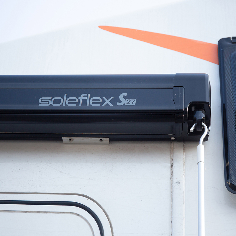 Soleflex Yutong Special Rv Awning S27 Black Manual Telescopic Foldableing Curved Arm Awning
