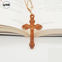 Catholic sacred sacred brand jujube cross wooden Jesus man necklace bitter like Christian pendant Tower Cold pass