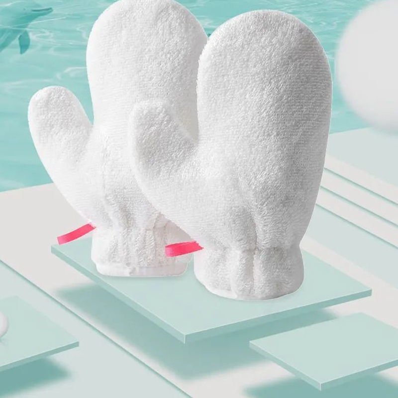 In winter, multi-functional heat insulation net red dishwashing gloves women's kitchen durable laundry stickers are not easy to break