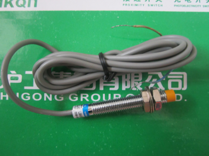 Shanghai-ICBC CHIIB position sensor close to switch LJ8A3-2-Z BX AX AY EX DX indicated 1