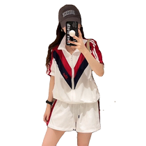 Casual sports suit for women summer 2024 new style small fashionable temperament high-end short-sleeved shorts two-piece set