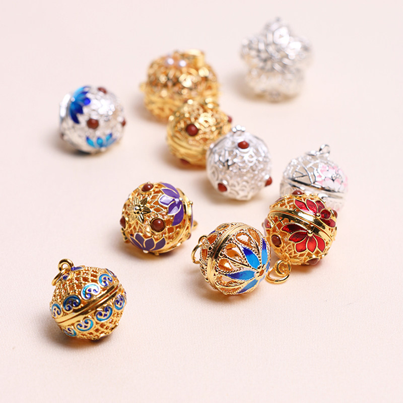 Ancient Wind Metal Bell Hand Condensed bracelet Ornament Accessories Opening of the Perfume Cyst Palace Bell Pendants Hanfu Hand Ring Diy Material