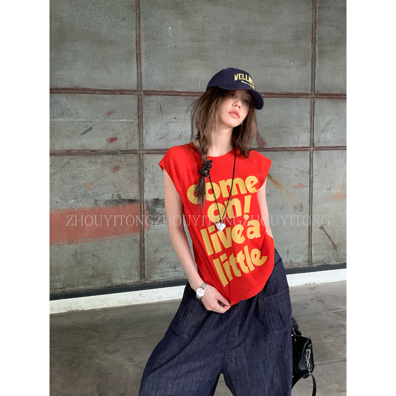 [Evolution of Letters] Zhou Yitong Red American Retro Vest T-Shirt for Women, New Summer Design, Unique Top