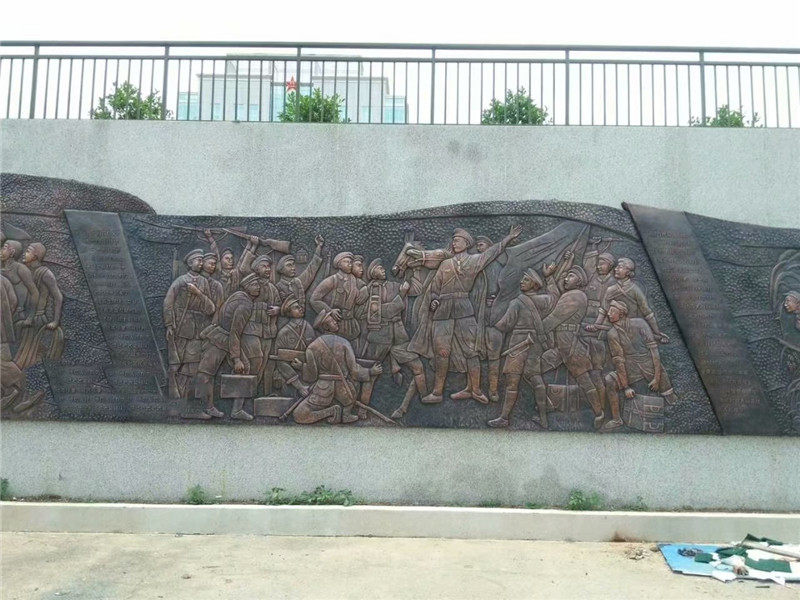 Fiberglass figure relief custom large outdoor cast copper soldier troops sculpture relief red cultural statue