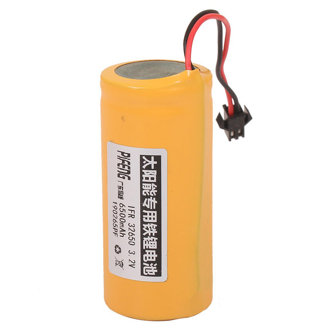 Solar lamp 3.2v32650 lithium iron phosphate battery 12v6.4V street light lithium battery special 32700 customized