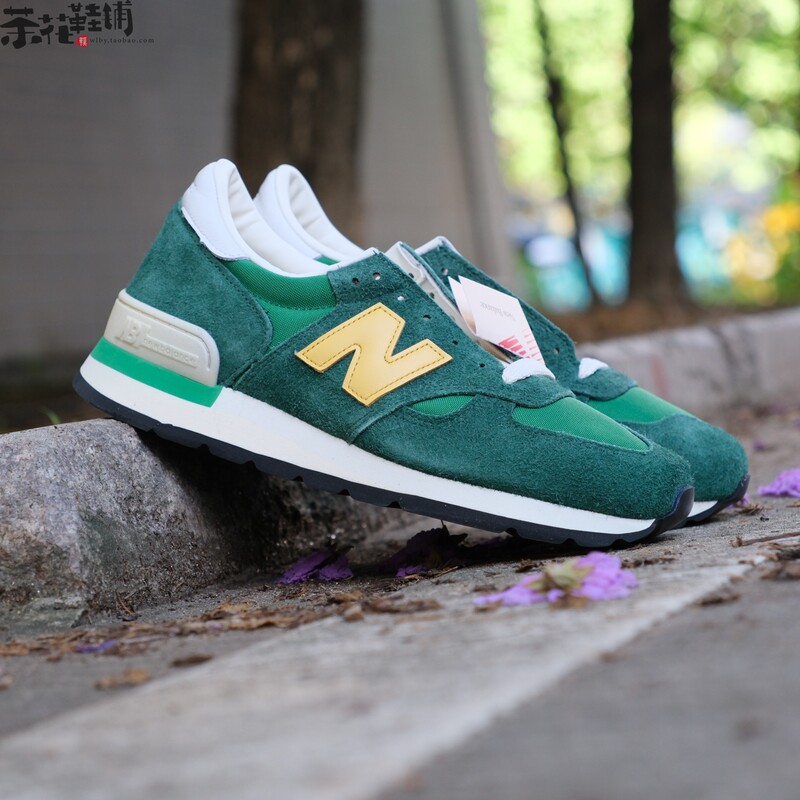Special Offer New Balance M990Gg1 High-End American-Made Retro Men's Casual Sports Shoes V1 Spliced Green