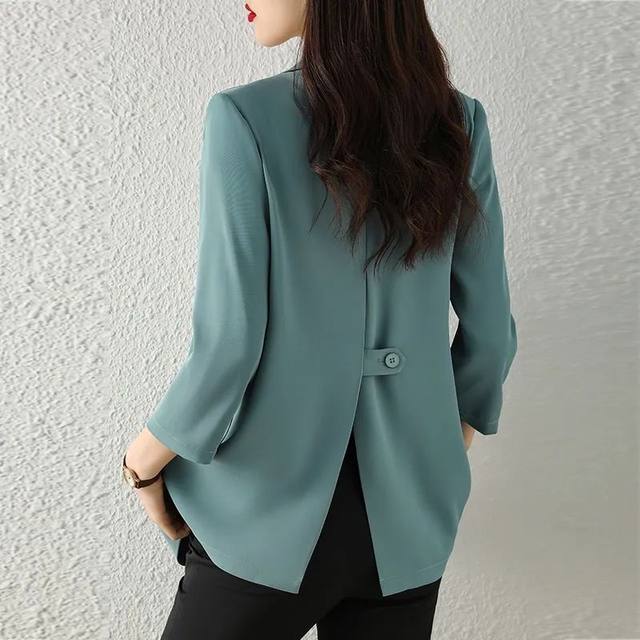 Chiffon suit jacket women's three-quarter sleeves Korean style western style back slit summer thin section ladies casual suit jacket