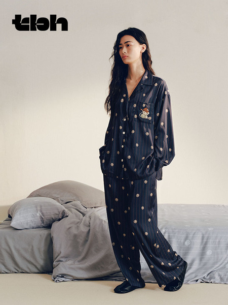 [Same Style as Gong Jun] Tbh Brutalist Home Wear Starlight Satin Loungewear Set, Suitable for All Seasons, Can Be Worn Outside, Couple Pajamas