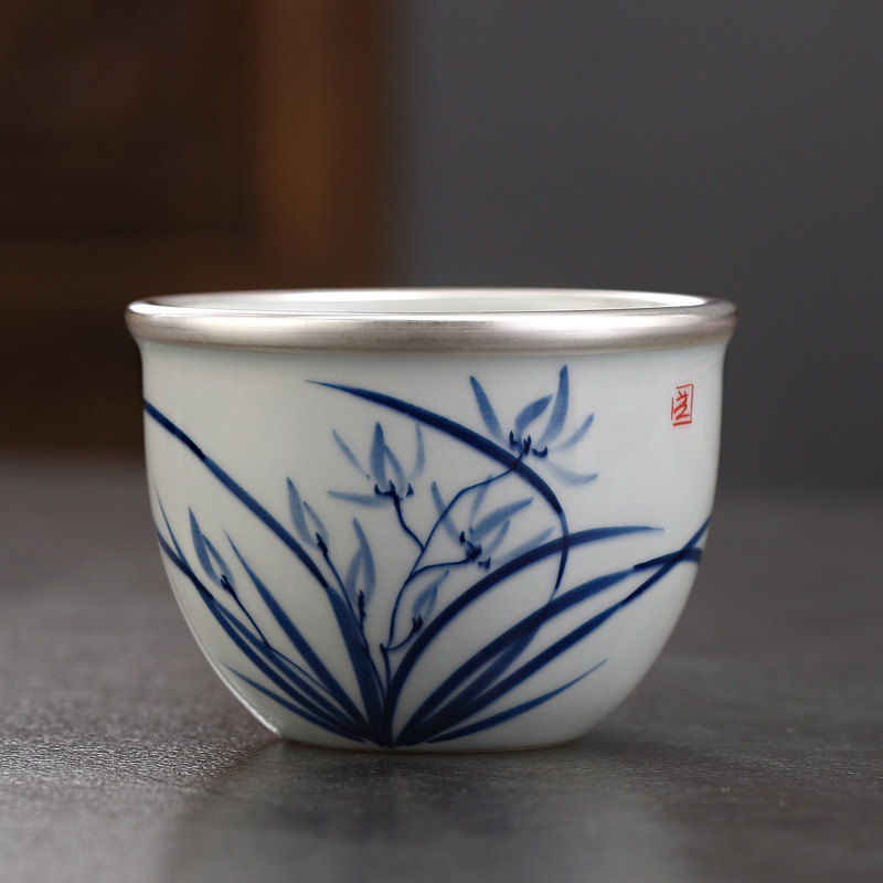 Jingdezhen hand-painted tea cup ceramic personal special master's cup Gongfu Tea Tea Tasting Cup Single Cup High-end Small Tea Bowl