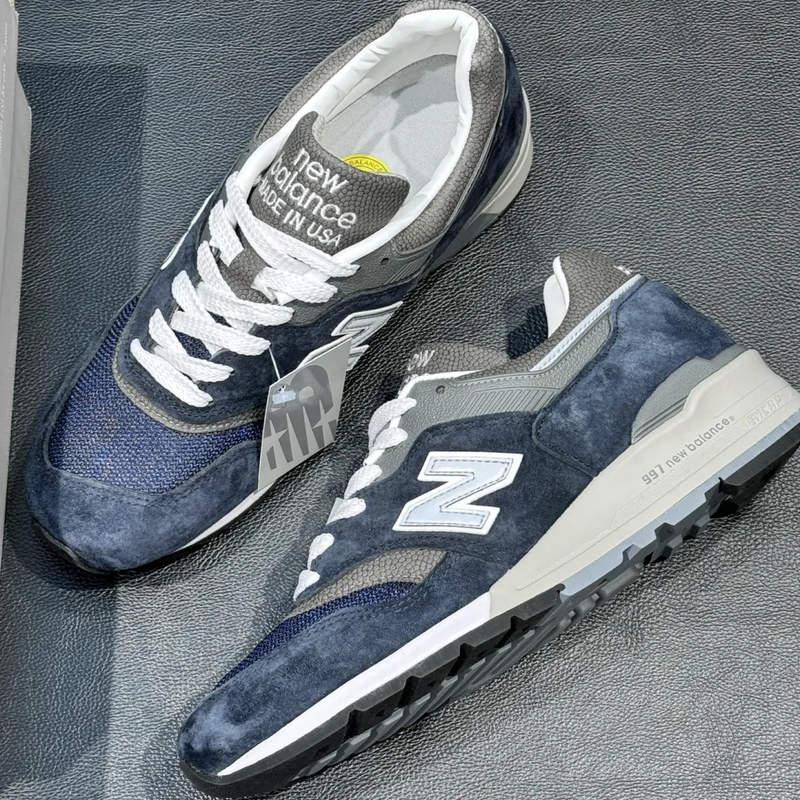 New Balance Nb American-Made 997 Series Navy Blue Men's and Women's Low-Top Casual Retro Jogging Shoes U997Ny New Balance Nb American-Made 997 Series Navy Blue Men's and Women's Low-Top Casual Retro Jogging Shoes U997Ny